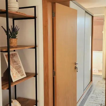 The Boho House With Free Parking Apartment *